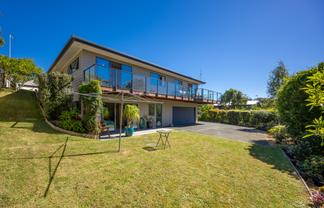 6 Avalon Place, Enner Glynn