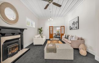 702 Avenue Road West, Saint Leonards