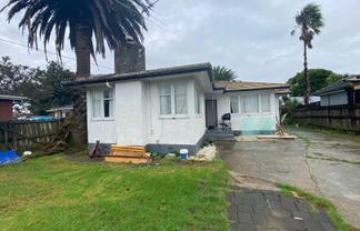 123 Favona Road, Favona