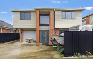 56A Cambridge Terrace, Papatoetoe