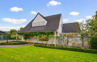 5 Patterson Grove, Waikanae