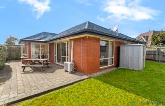 2/3 Lantern Lane, Halswell