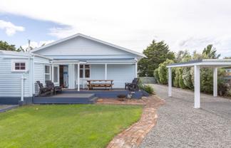 82 Harrison Street East, Featherston