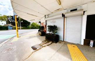 Corner Convenience Retail | 248 m2