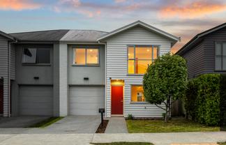 27 Forbes McCammon Drive, Swanson