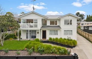 21 Howard Hunter Avenue, Saint Johns