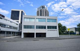 AFFORDABLE TAKAPUNA OFFICE - 188M² PLUS PARKS

