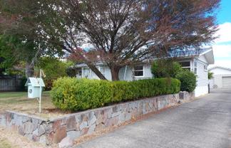 69 Hinemoa Avenue, Tauhara