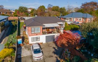 22a Maltby Avenue, West End
