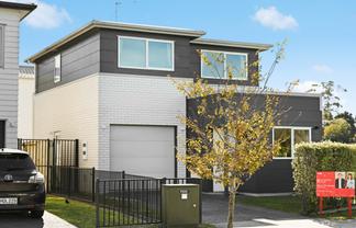 7 Rebekah Crescent, Flagstaff