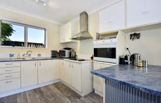 11b Fairfield Street, Brightwater