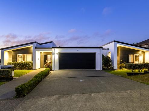 14 Wangapeka Way, Aotea