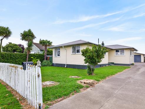 5 Neal Crescent, Onekawa