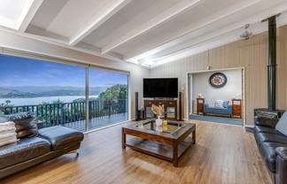 137 Kahu Road, Paremata