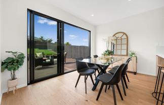 11 Kowaitau Avenue, Beachlands