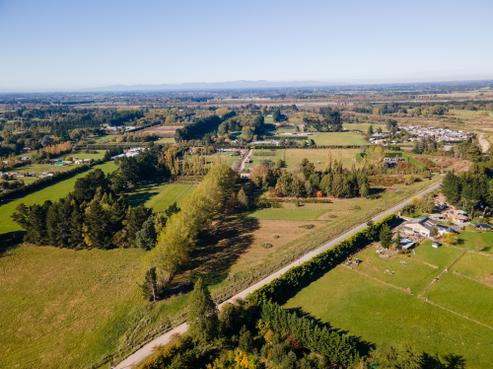 402 Dixons Road, Loburn