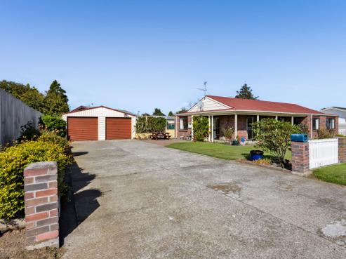 21 Robson Street, Normanby