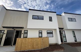 2/146 Blenheim Road, Riccarton