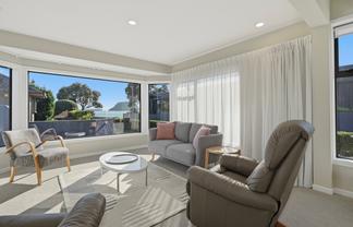 77B Beach Road, Otumoetai
