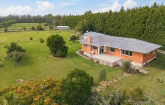 230 Riverhead Road, Kumeu