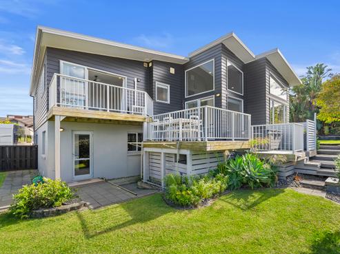 60 Chesterfield Way, Orewa