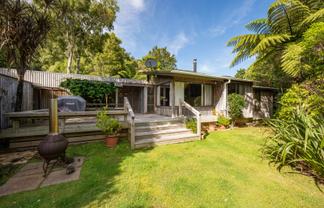 15 Rata Street, Tennyson Inlet