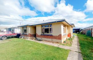 21 Main Road, Tuatapere