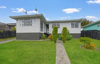 52 Zelda Avenue, Clover Park