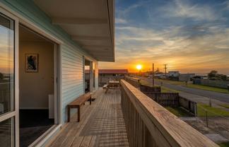 38 Pukehina Parade, Pukehina