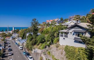 50 Shakespeare Road, Bluff Hill
