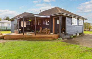 10 Christian Street, Dannevirke