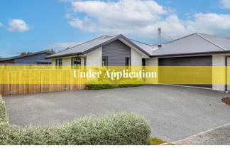5/17 Wineberry Avenue, Amberley