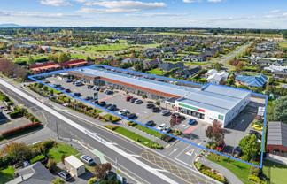 High-performing retail centre in growth location