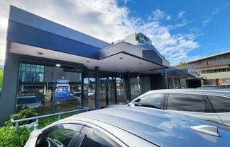 OUTSTANDING RETAIL OPPORTUNITY ON BROADWAY
