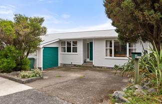 4 Camrose Grove, Kingston