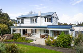 103 & 105 Alfred Street, Thames