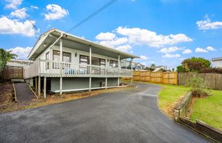 19 Tindalls Bay Road, Tindalls Beach