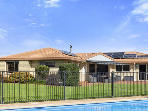 63 Mcgiven Drive, Frankleigh Park