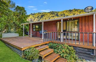 15A Hampden Street, Picton