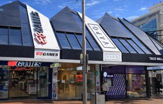 Red Hot Cuba Mall Retail - High Profile Position