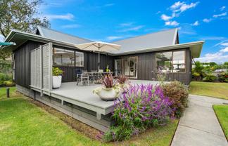 13 Pearson Street, Mangawhai