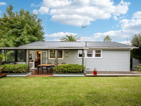 16 Mcphail Street, Birkdale