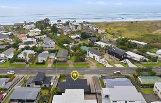 1330a Papamoa Beach Road, Papamoa