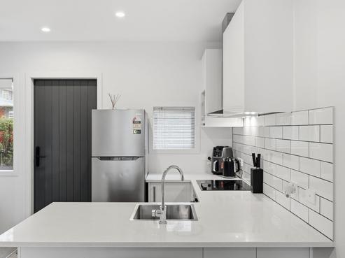 5/694 Whangaparaoa Road, Stanmore Bay