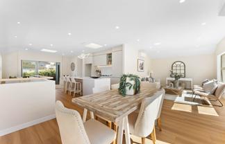 47 Chamberlain Road, Massey