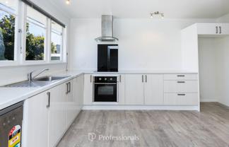 21 Totara Park Road, Clouston Park
