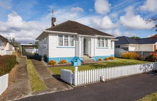 2 Paisley Street, Awapuni