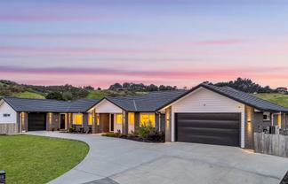13 Otaota Way, Flat Bush