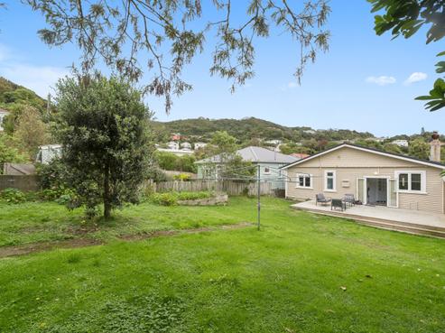21 Burrows Avenue, Karori