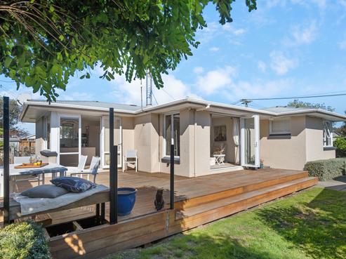 69 Vardon Crescent, Shirley